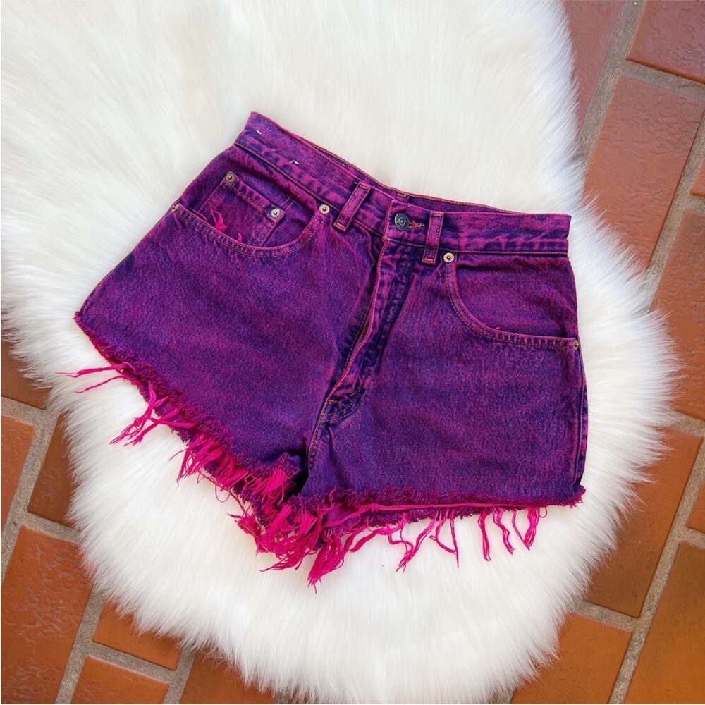 Vintage Levi’s Overdyed Shorts, size 26.